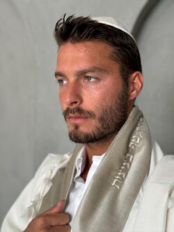 ⁦טלית מהודרת דגם ג׳נובה⁩ – תמונה ⁦3⁩