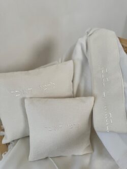 ⁦מארז פרימיום אריג קטיפתי חלק שמנת⁩ – תמונה ⁦5⁩