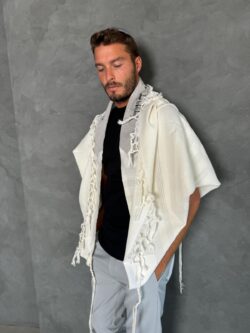 ⁦מארז פרימיום אריג קטיפתי חלק בגוון אפרפר⁩ – תמונה ⁦2⁩