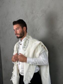 ⁦טלית מהודרת סריג נקודות⁩ – תמונה ⁦2⁩
