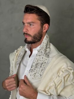 ⁦טלית מהודרת סריג נקודות⁩ – תמונה ⁦2⁩