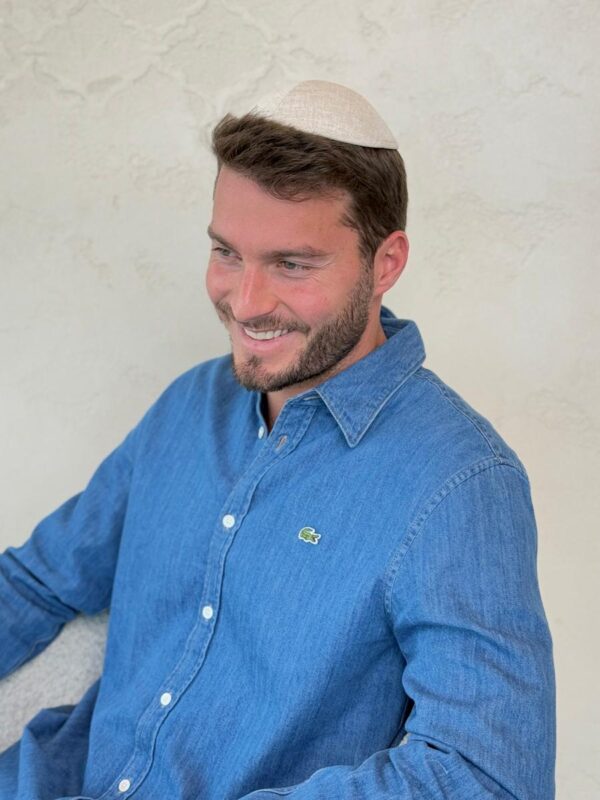 כיפה בגוון פשתן