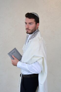 ⁦טלית PREMIUM דגם stripes⁩ – תמונה ⁦3⁩