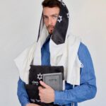 מארז PREMIUM  במראה ז׳מש אפור כהה