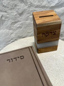 ⁦קופת צדקה עץ⁩ – תמונה ⁦2⁩