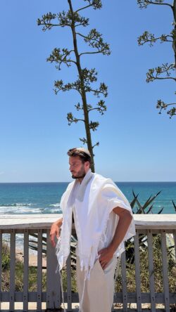 טלית דגם עמנואל
