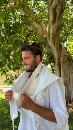 ⁦טלית דגם לורן⁩ – תמונה ⁦6⁩